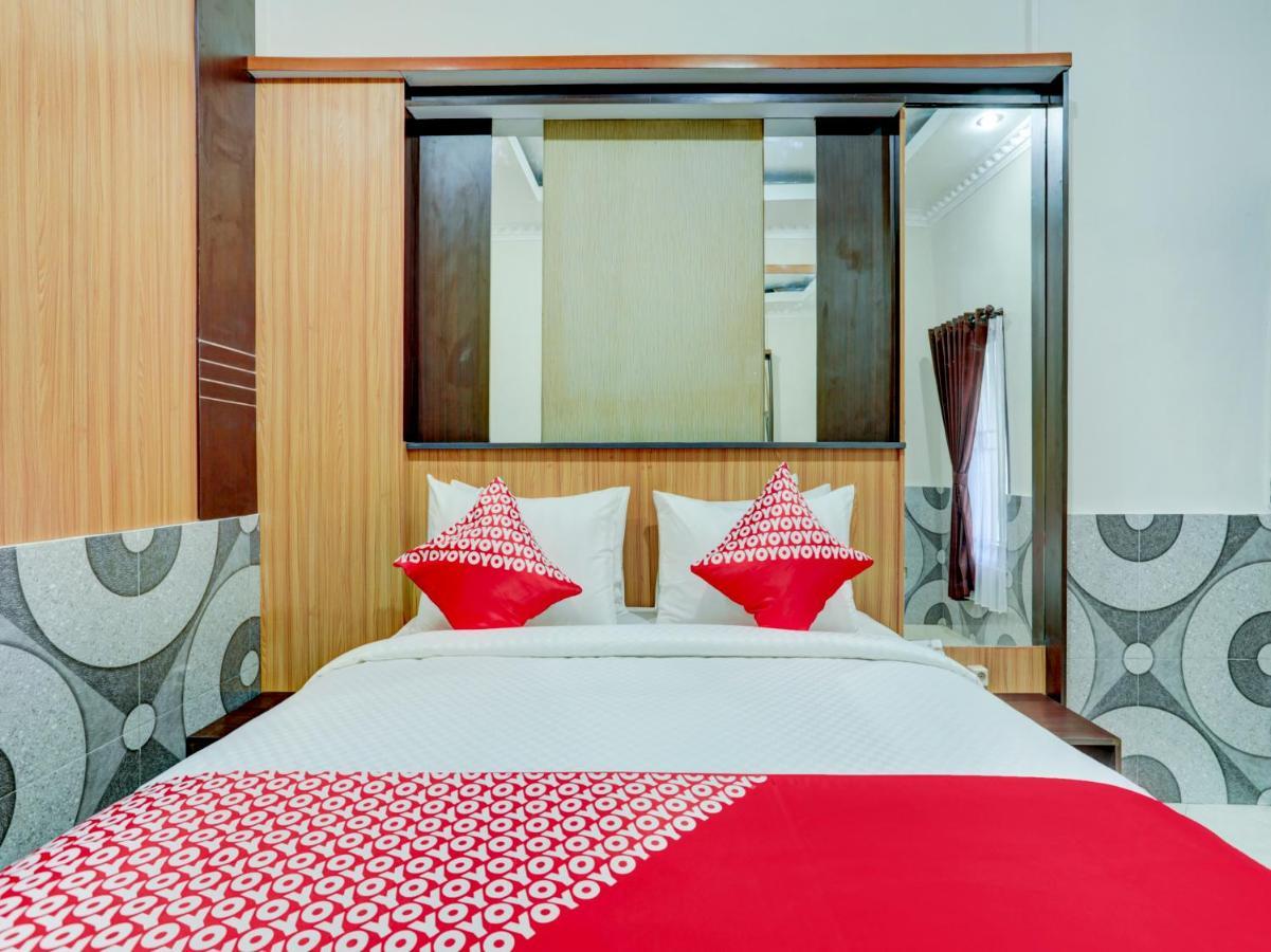 Oyo 90131 Liberty Guest House Sempidi Zewnętrze zdjęcie