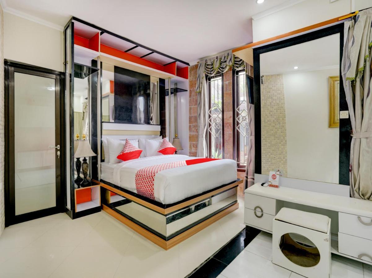 Oyo 90131 Liberty Guest House Sempidi Zewnętrze zdjęcie